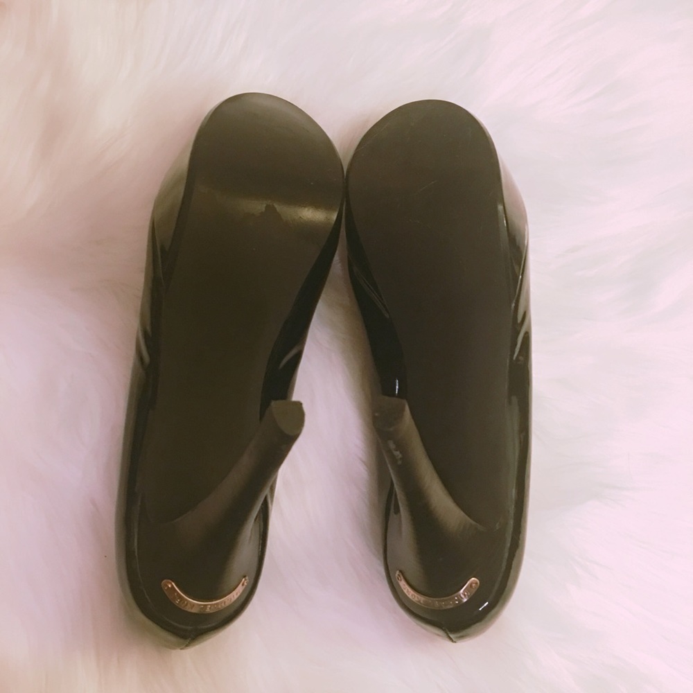 Michael Kors Practically New Open Toed Black Heel - image 7